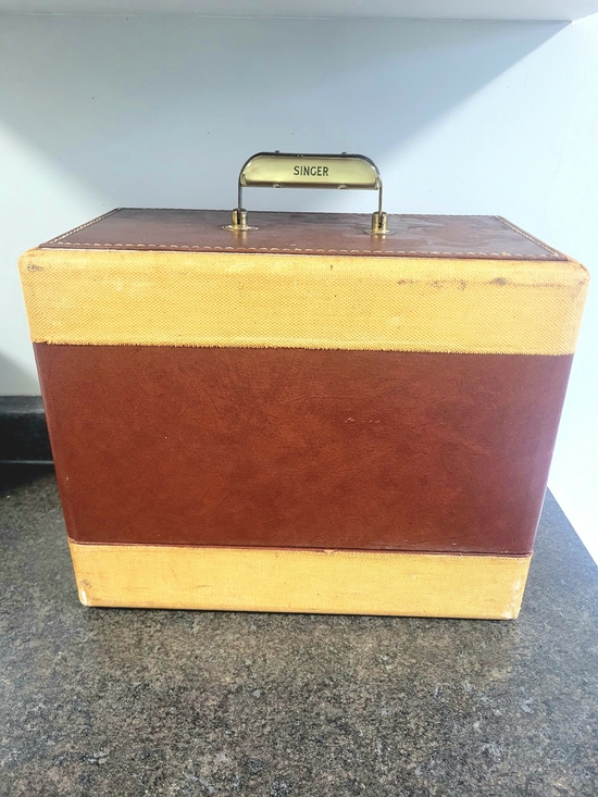 Singer Other - Vintage Two-Tone Singer Sewing Machine 99 99K Portable Carrying Case